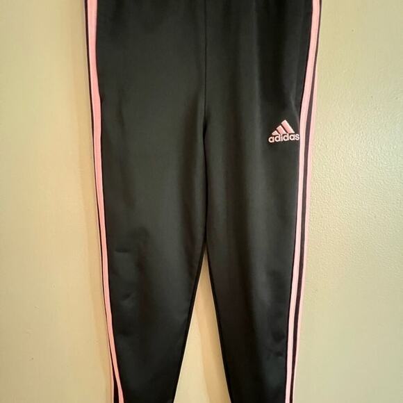 PUMA GIRLS TWO PIECE -FULL ZIP JACKET/PANTS SIZE 6 MINT - Picture 5 of 6